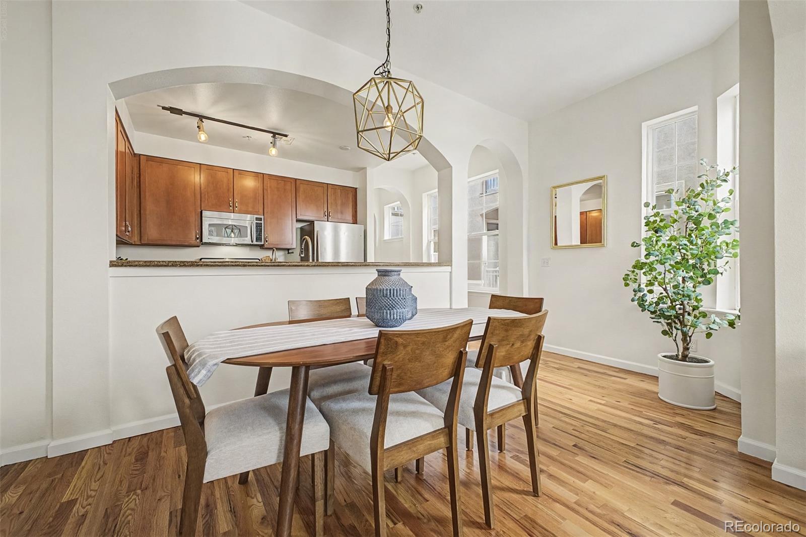 1489 Steele Street Unit: 208