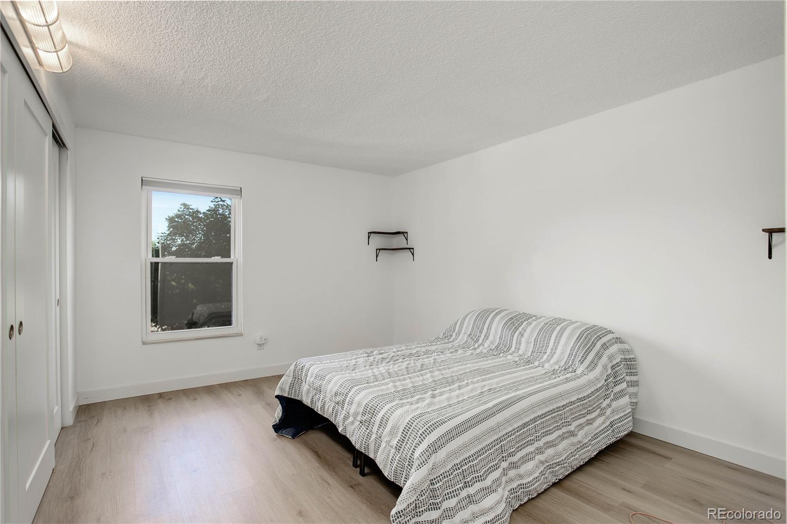 2 Adams Street Unit: 403