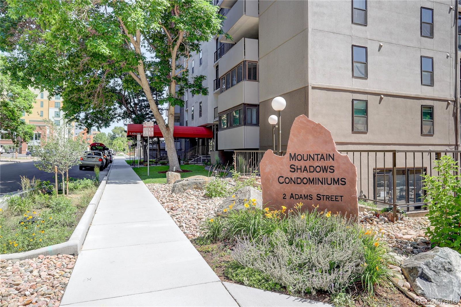 2 Adams Street Unit: 403