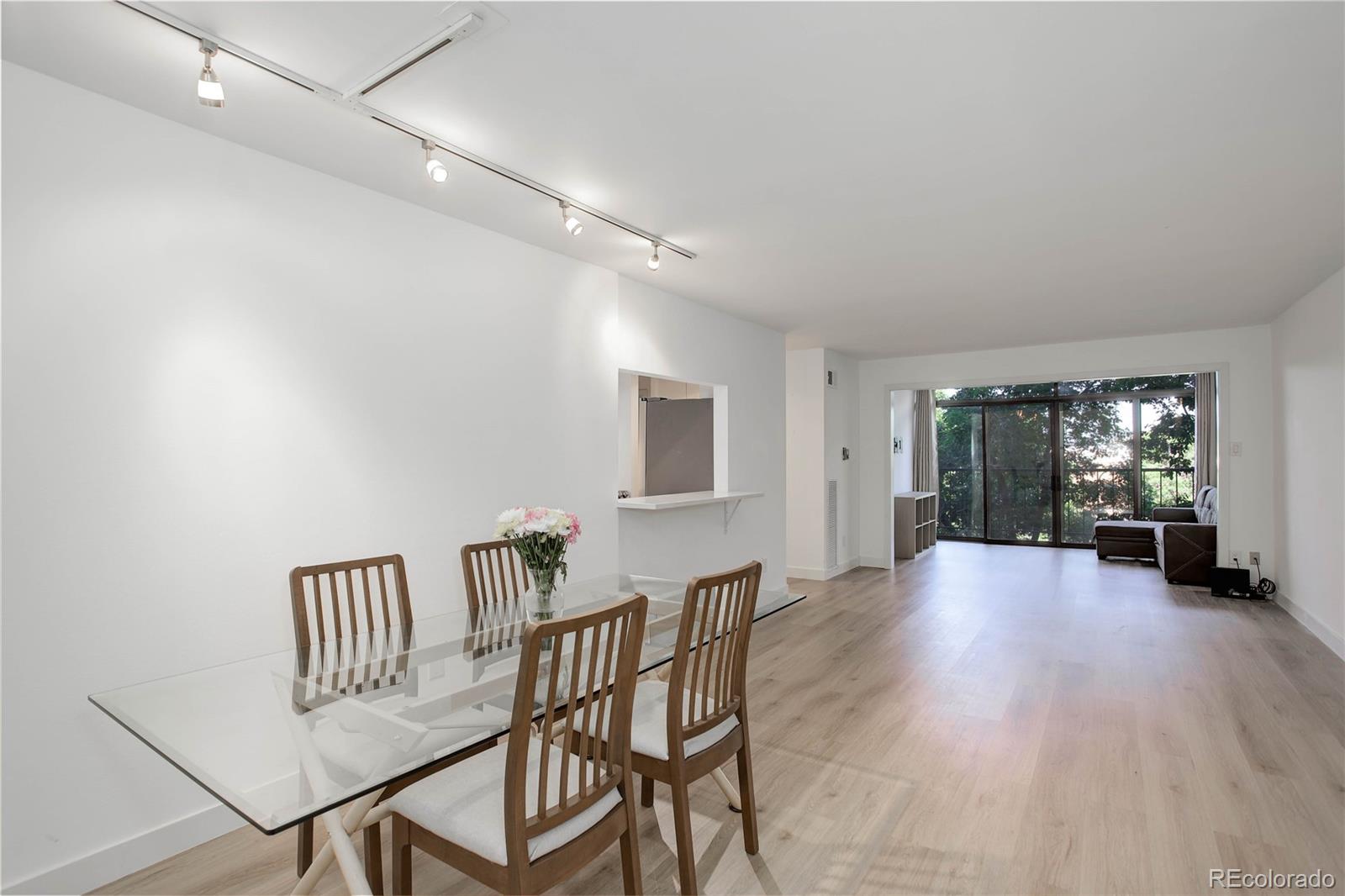 2 Adams Street Unit: 403