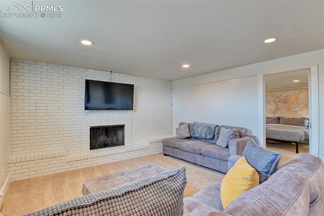 2738 Rigel Drive