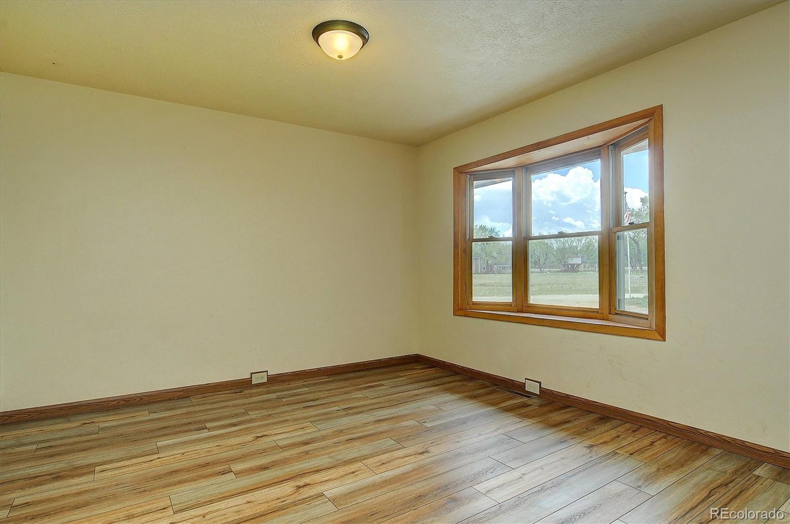 14800 County Road 350