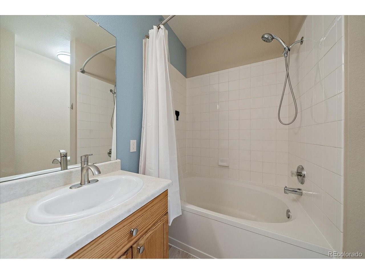 8358 S Independence Cir 202