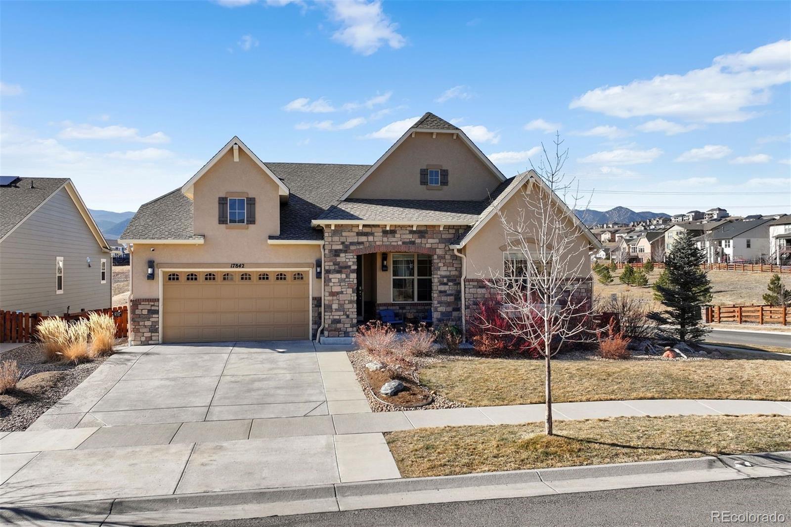 17842 W 83rd Place