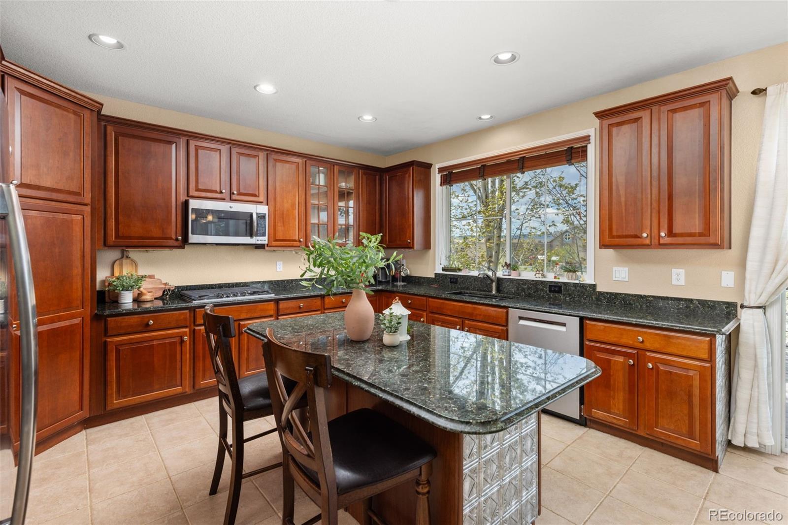 706 Ridgemont Circle