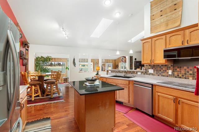 7620 Meadowlark Drive