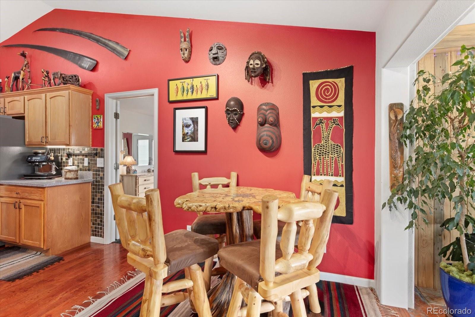 7620 Meadowlark Drive