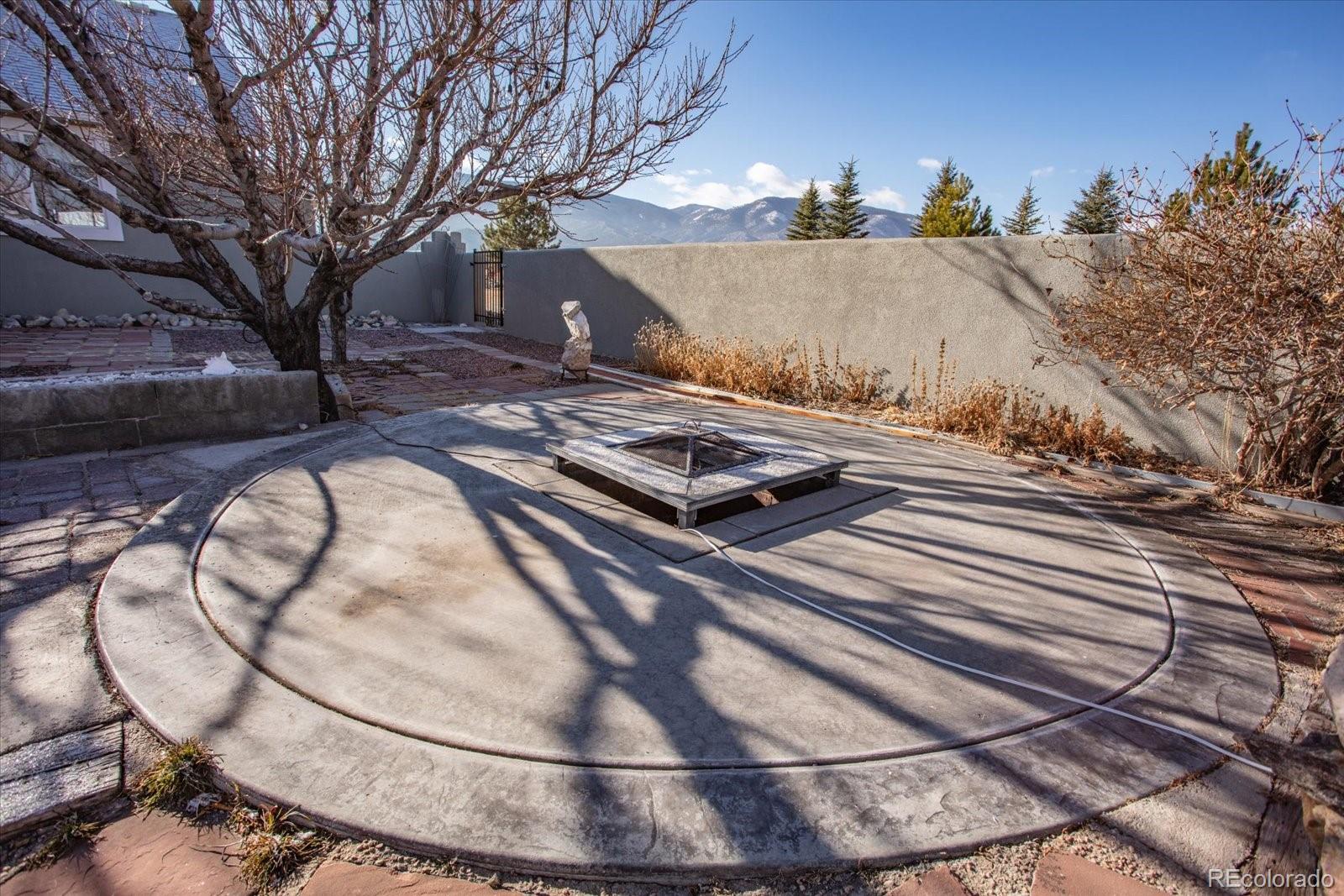 7620 Meadowlark Drive