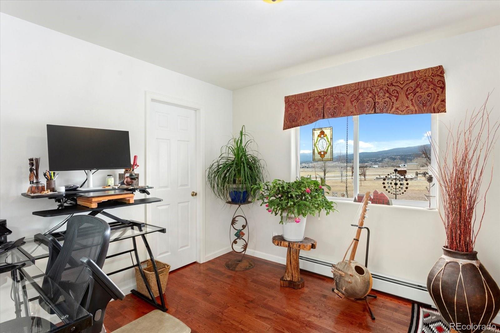 7620 Meadowlark Drive