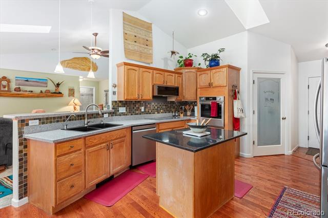 7620 Meadowlark Drive