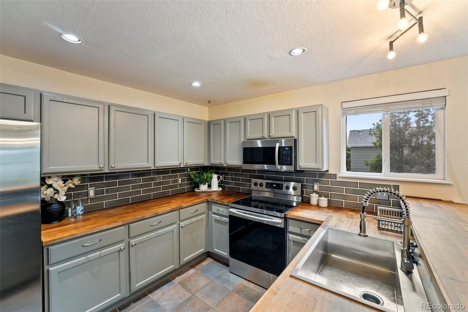 5455 Geode Lane