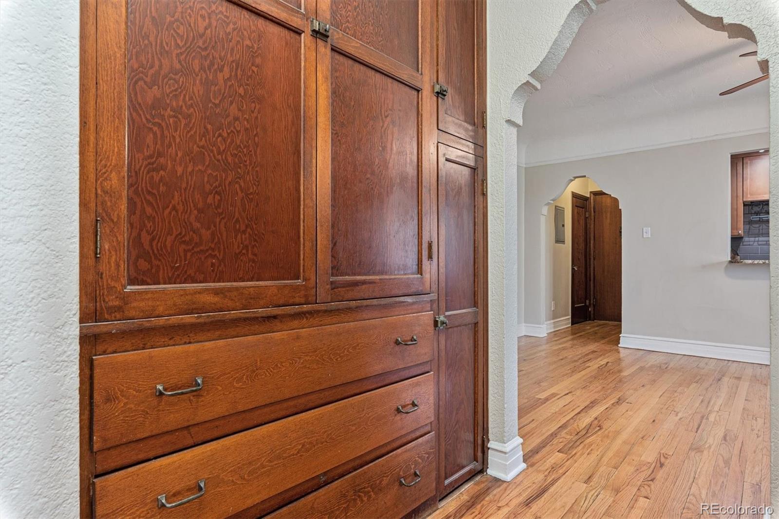 2533 E 11th Avenue Unit: 104