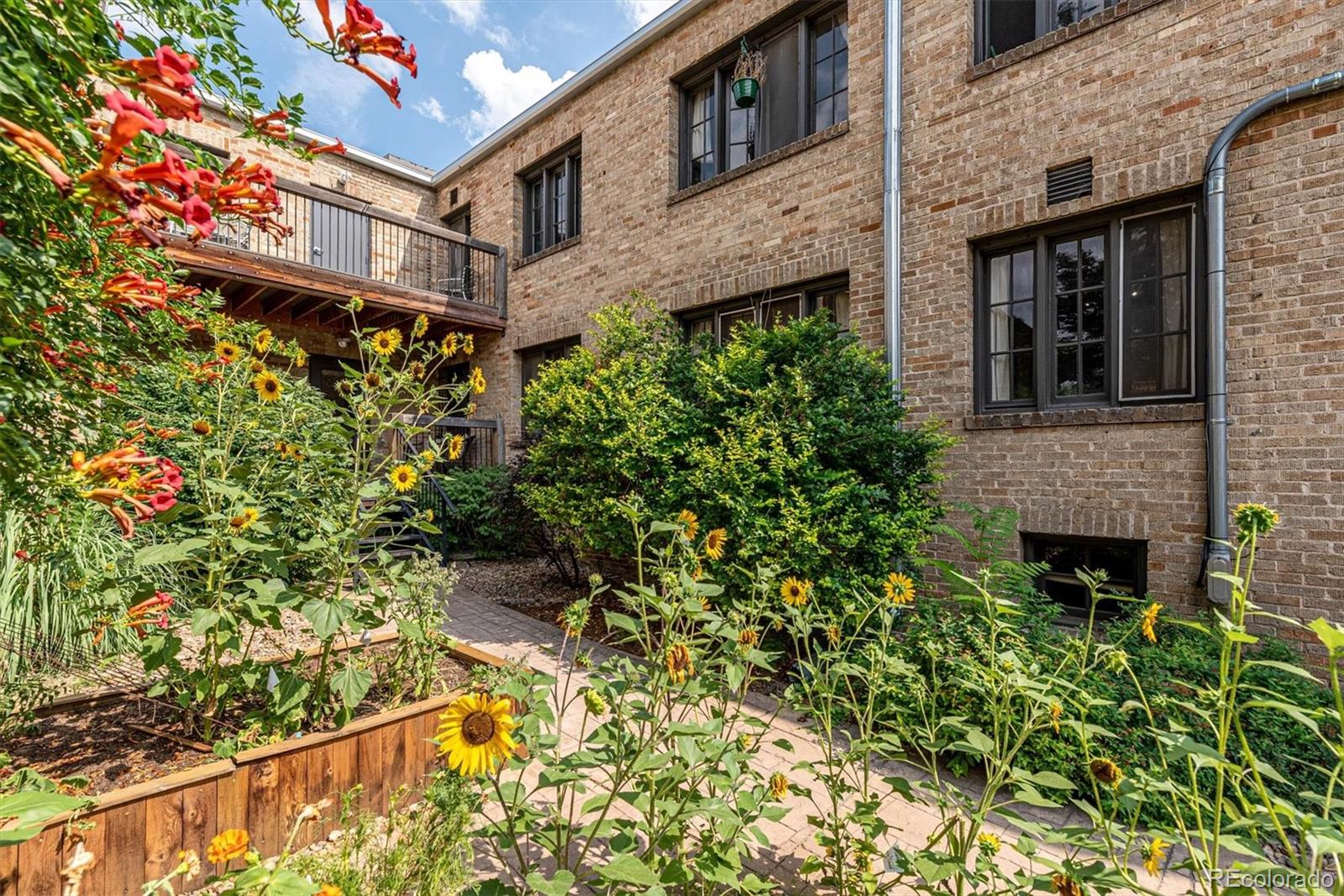 2533 E 11th Avenue Unit: 104