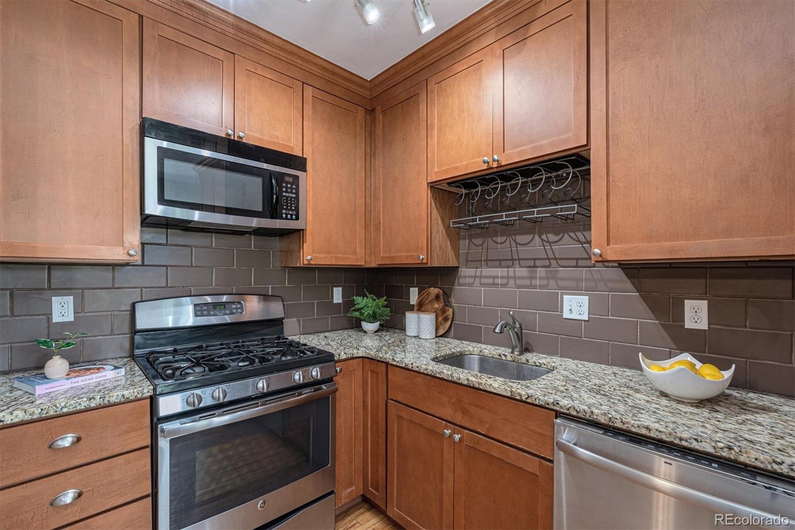2533 E 11th Avenue Unit: 104