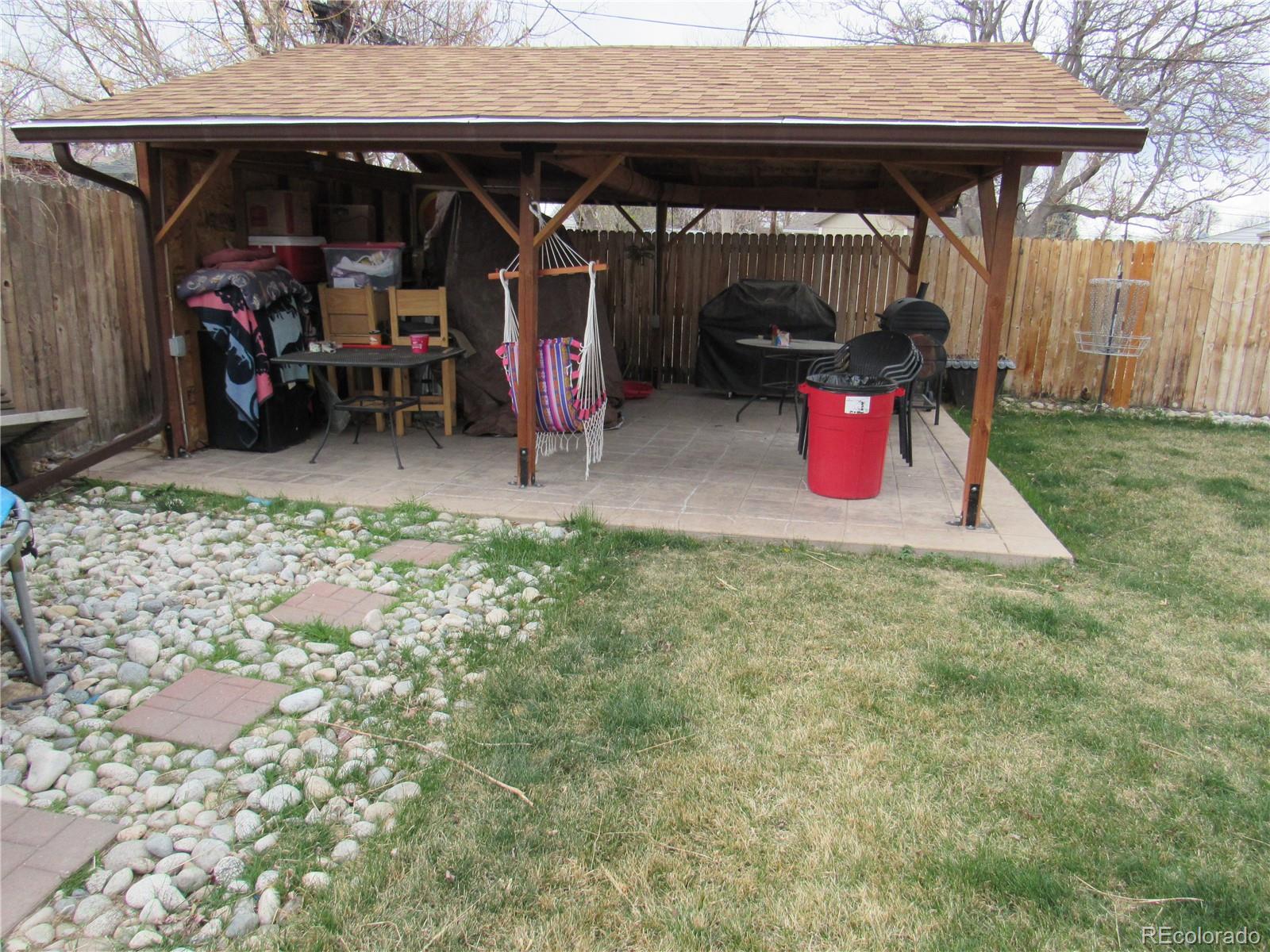 8821 Hooker Way
