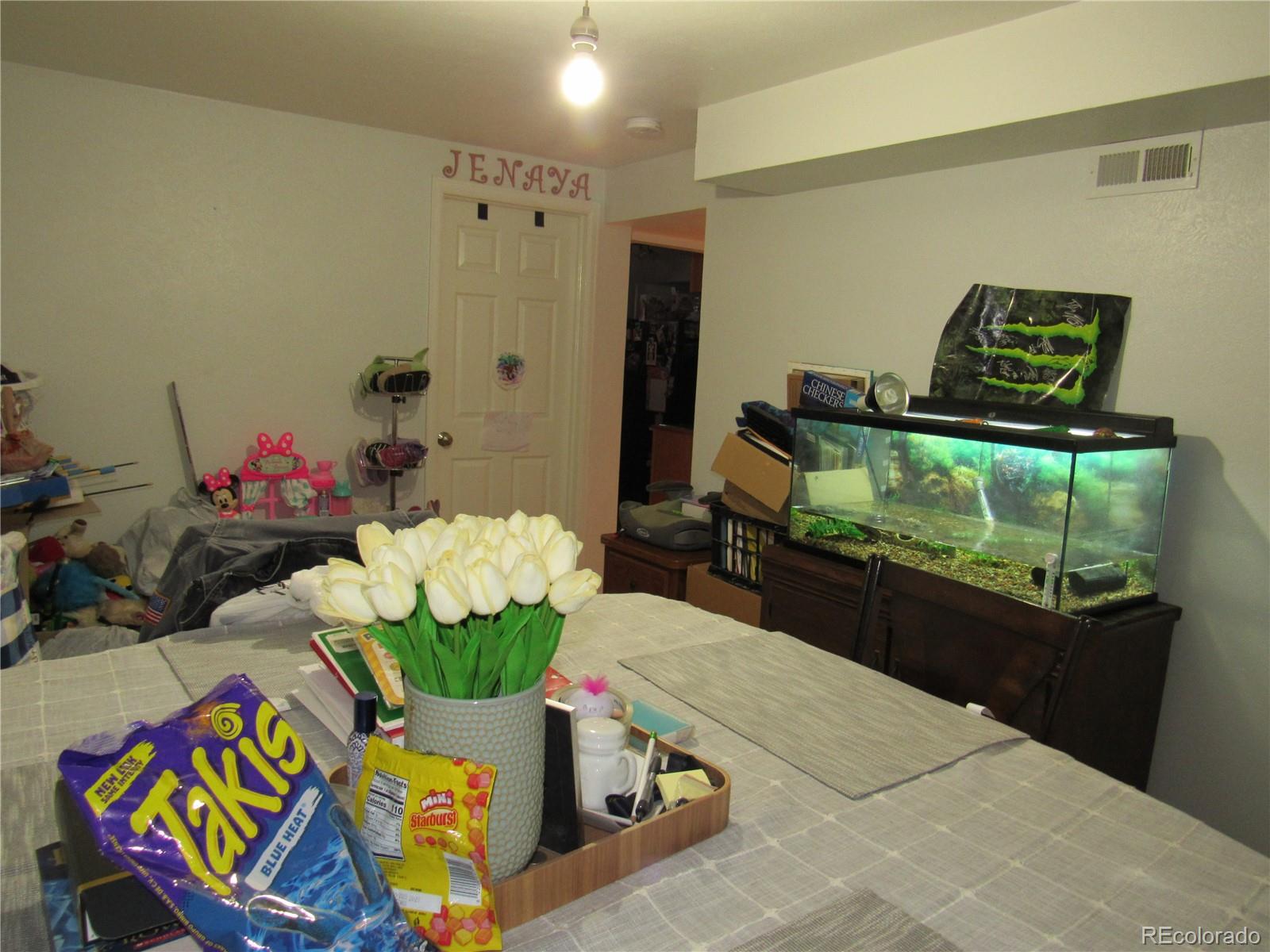 8821 Hooker Way