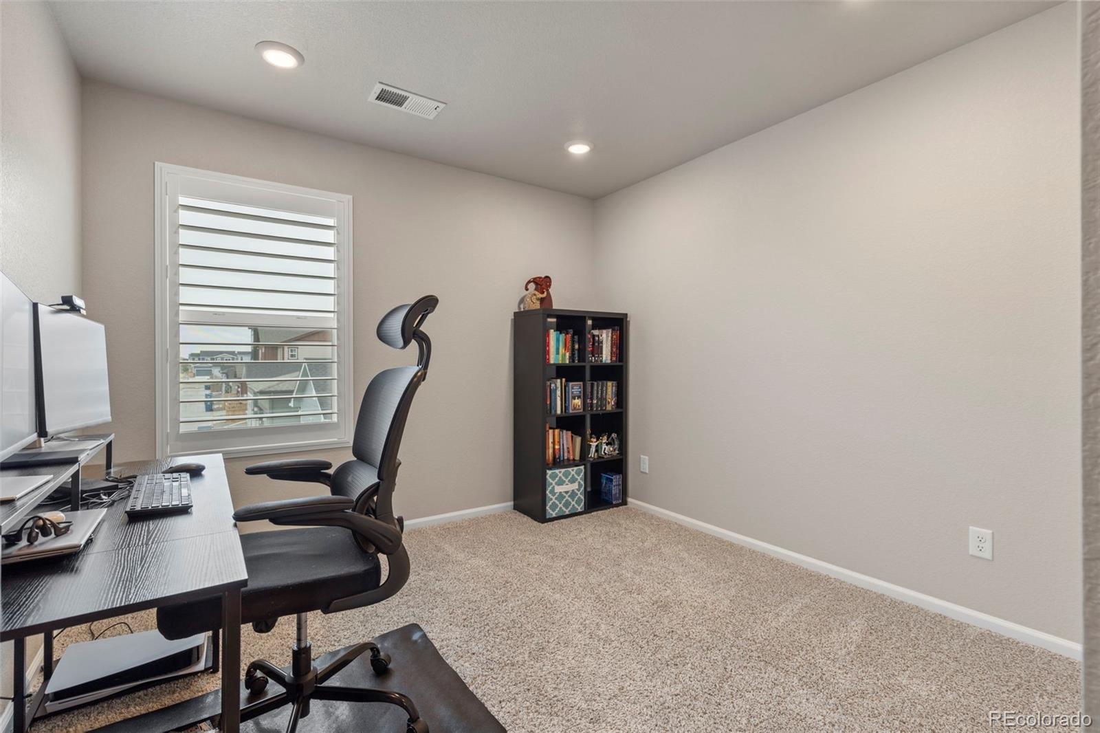 6078 N Lisbon Street