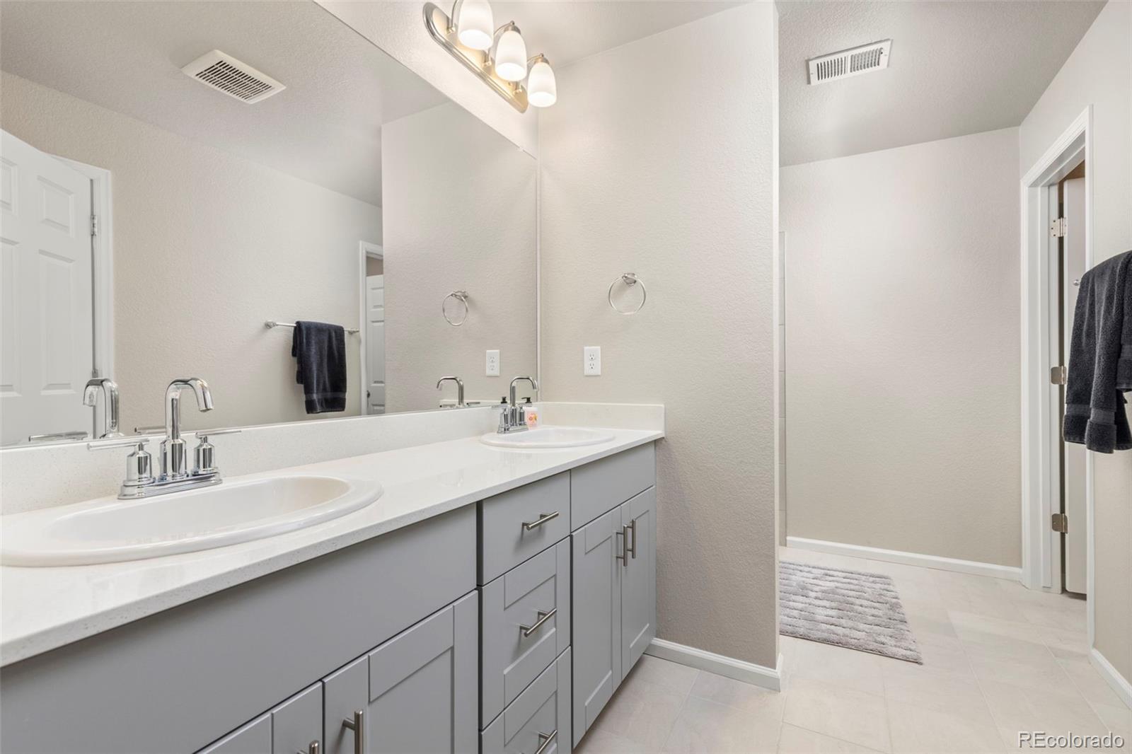 6078 N Lisbon Street