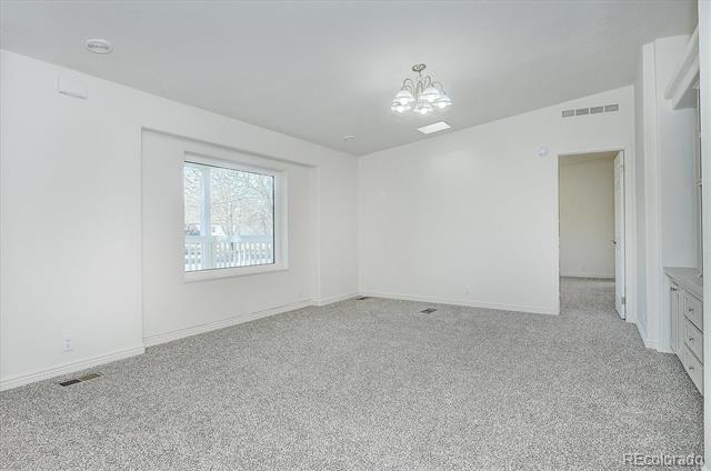 104 Creekside Court
