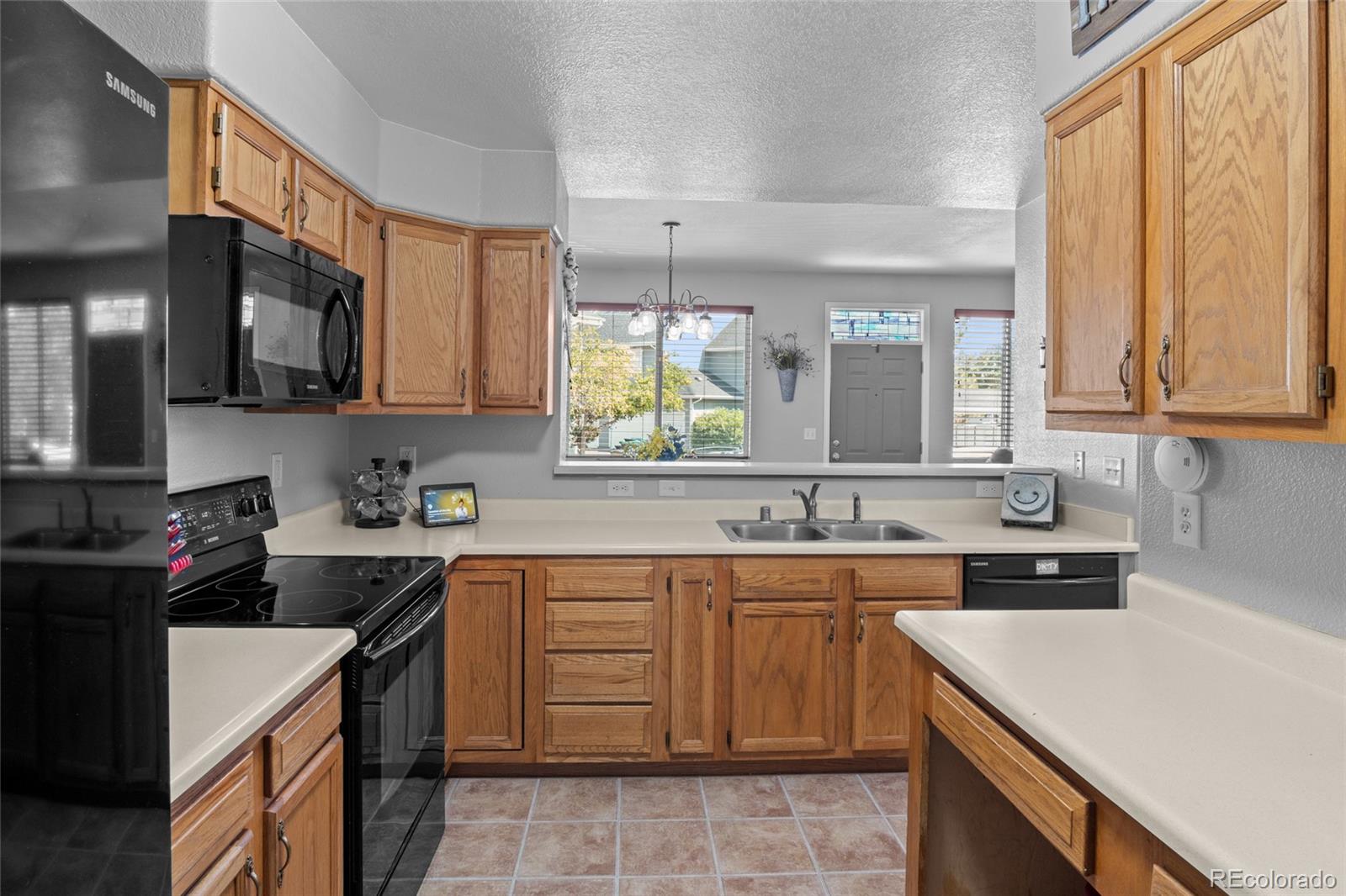 1030 S Walden Way Unit: 102