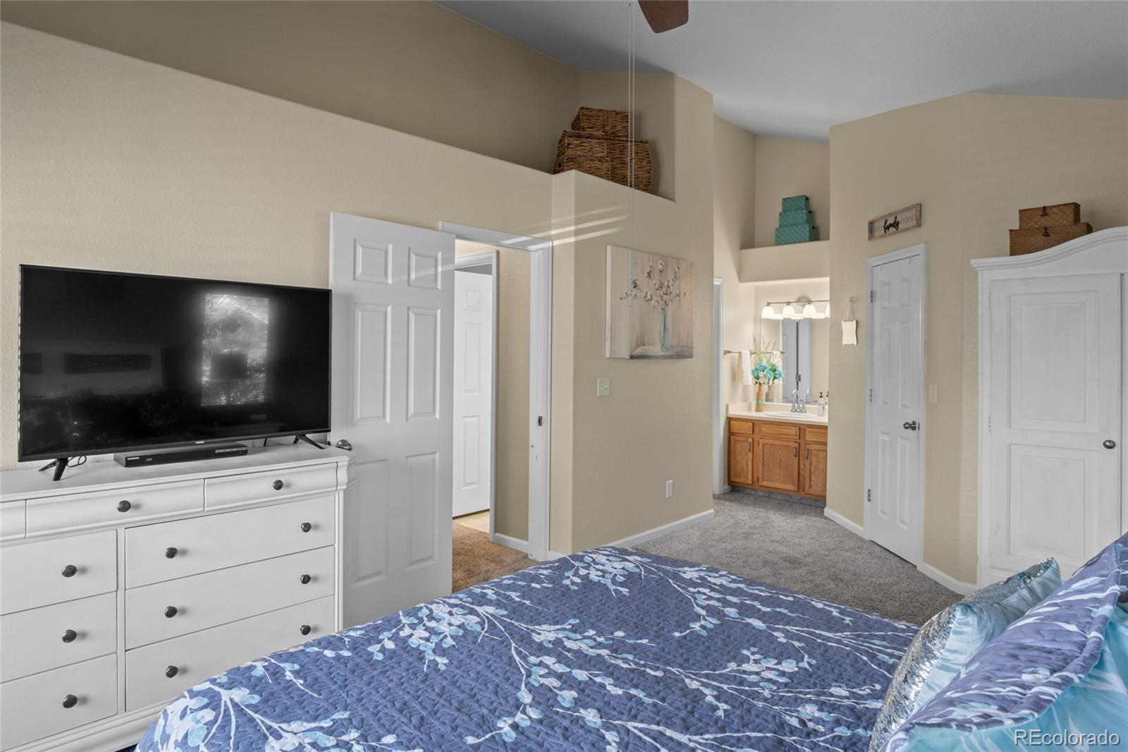 1030 S Walden Way Unit: 102