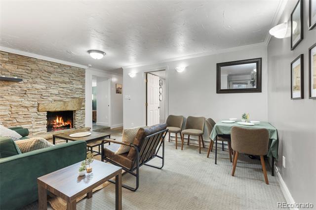 214 N Main Street Unit: 6