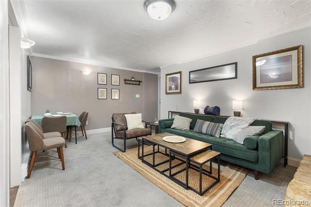 214 N Main Street Unit: 6