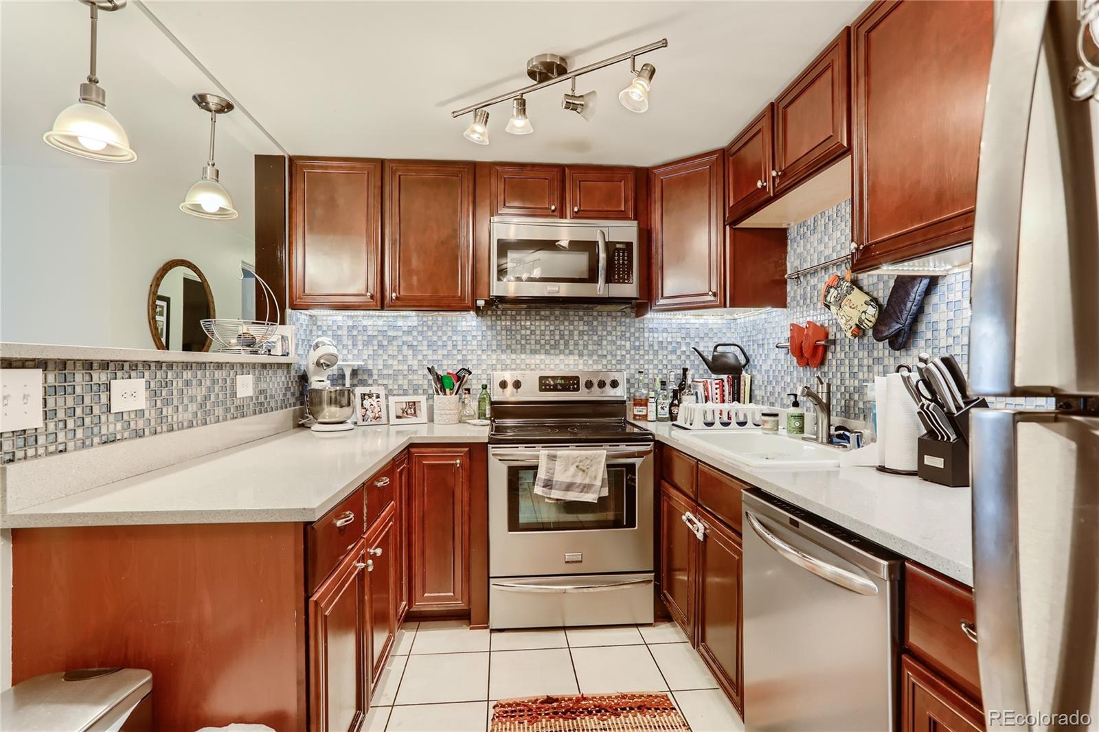 701 Pearl Street Unit: 404