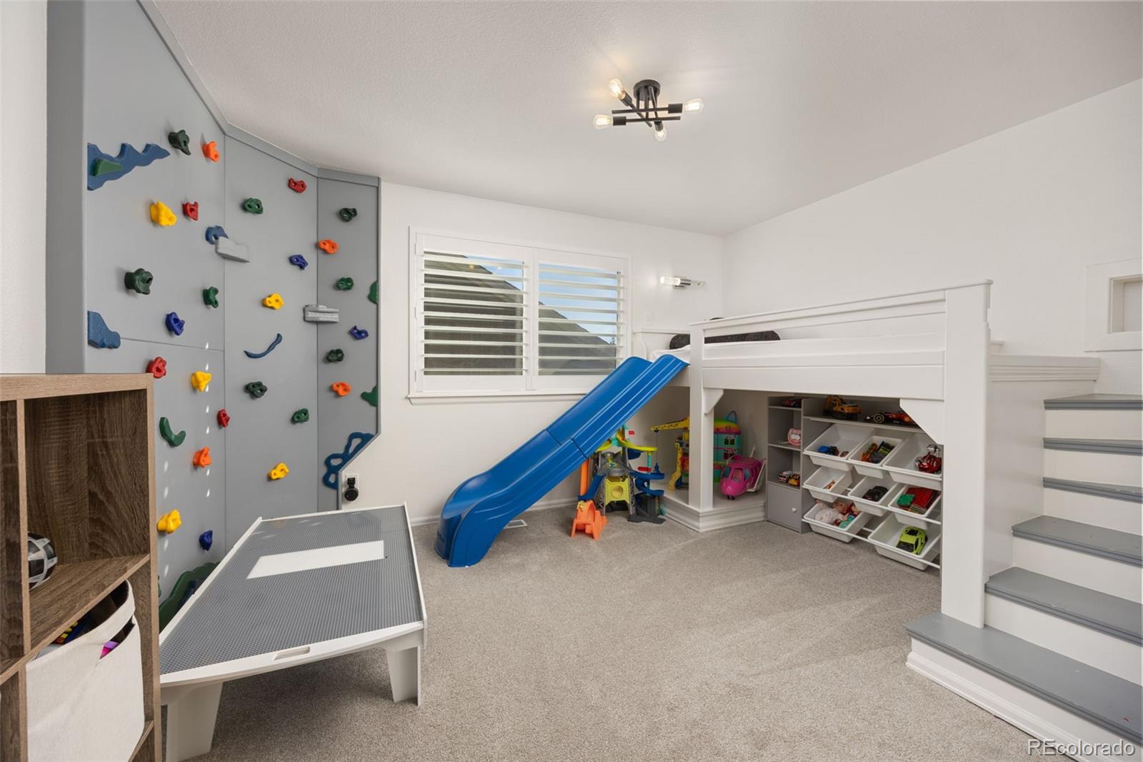 2544 Paint Pony Circle