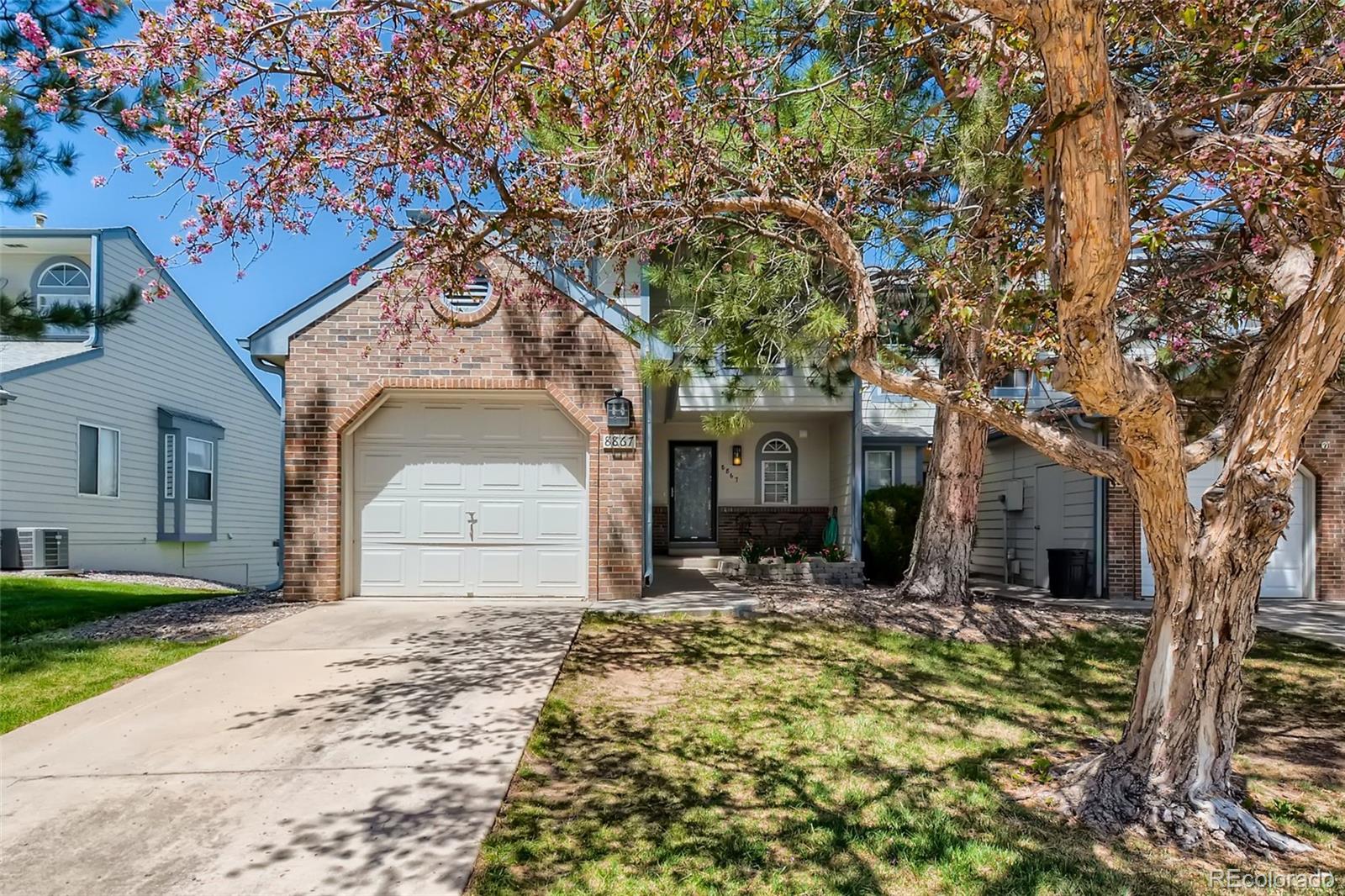 8867 W Plymouth Avenue