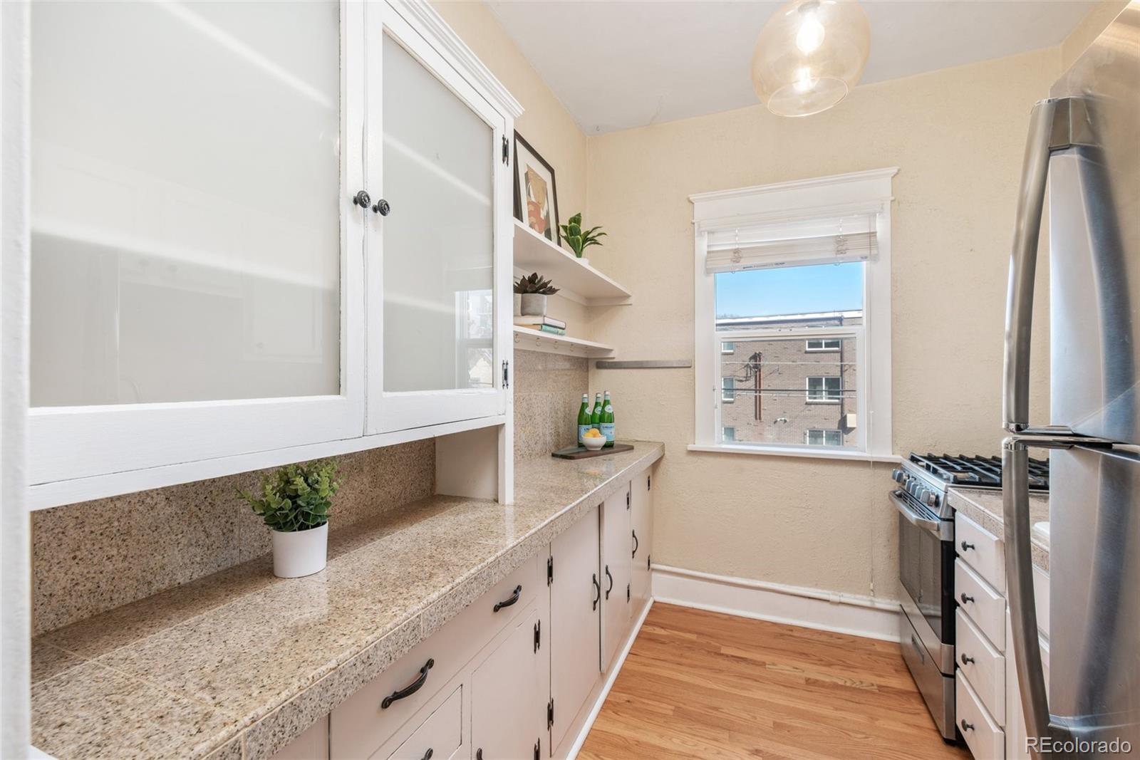 1340 N Emerson Street Unit: 11
