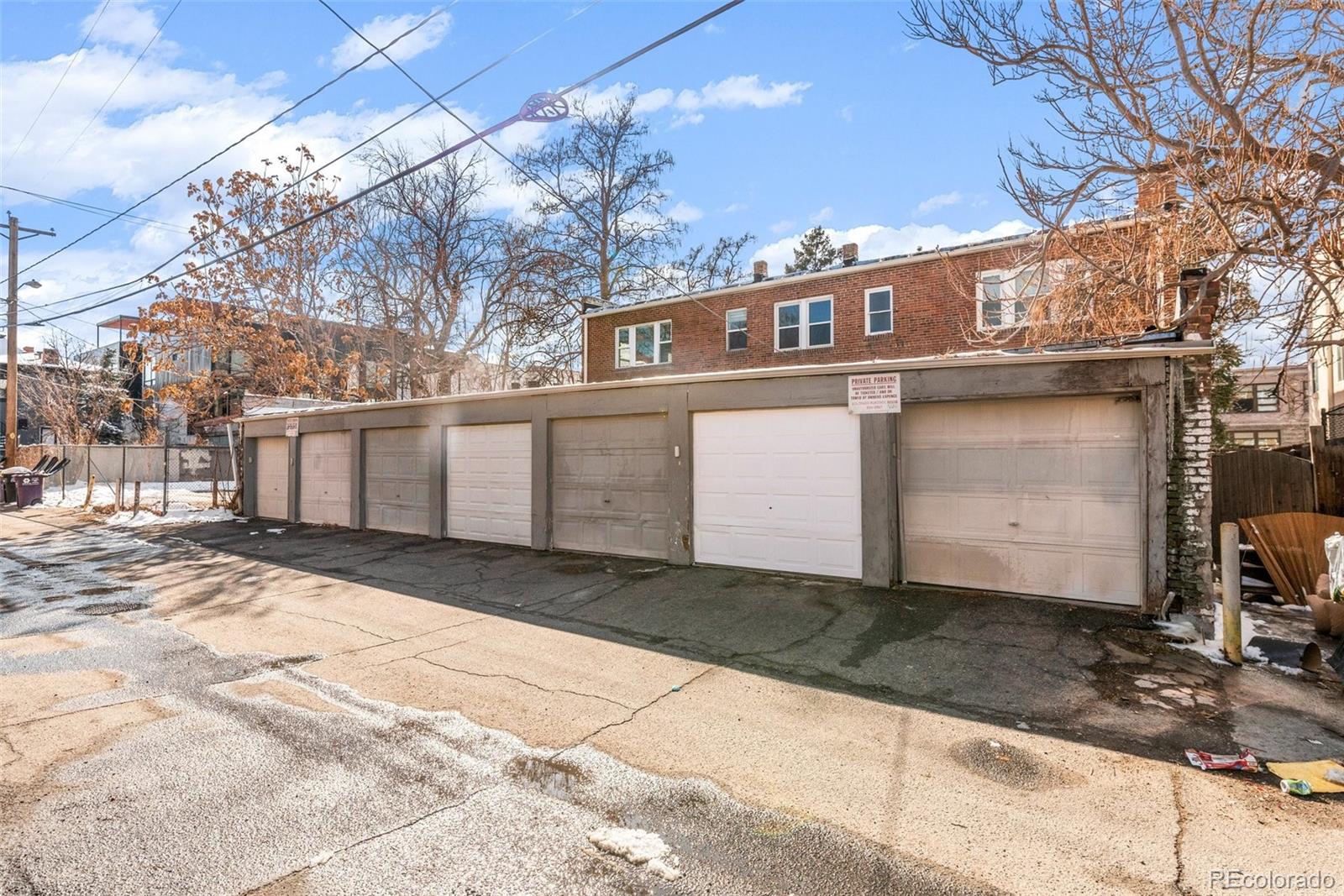 1340 N Emerson Street Unit: 11