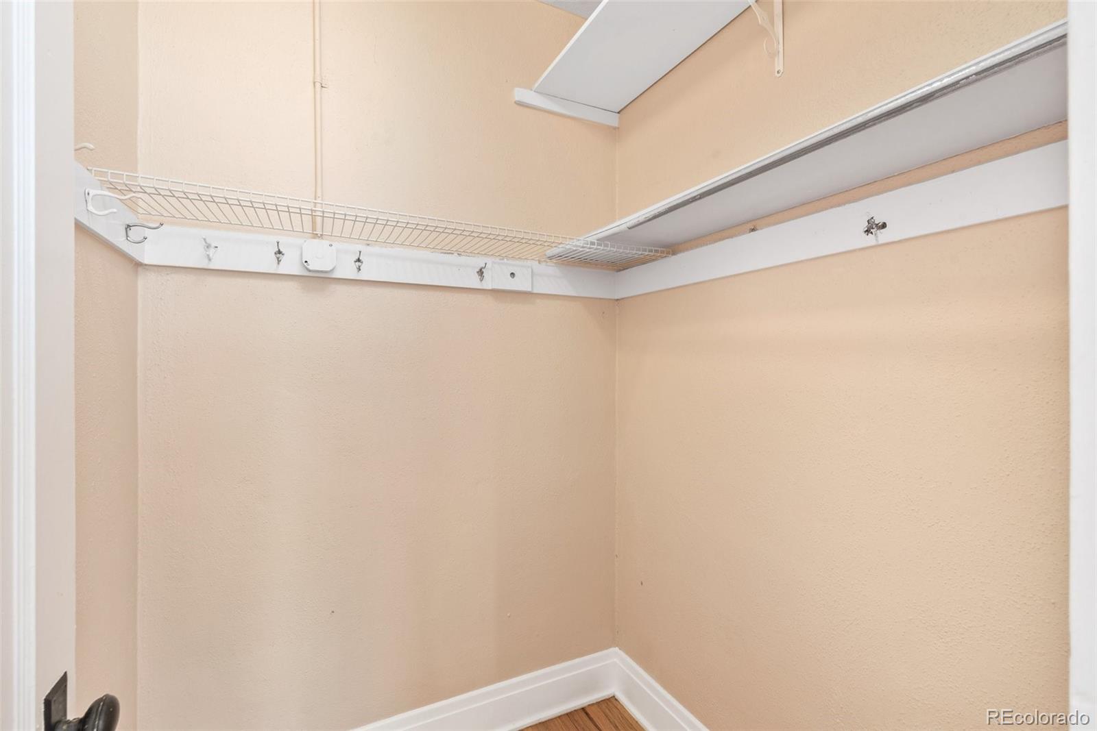 1340 N Emerson Street Unit: 11