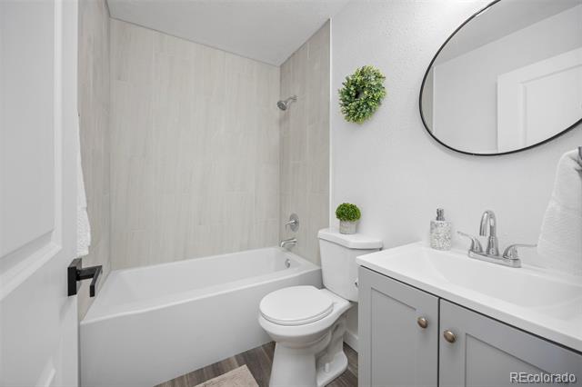 1635 Long Bow Court
