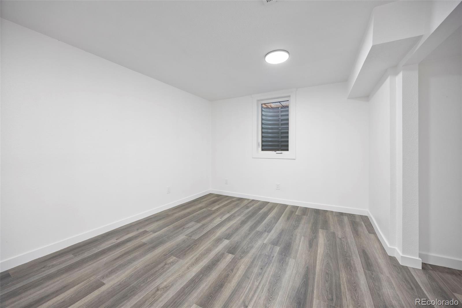 1635 Long Bow Court