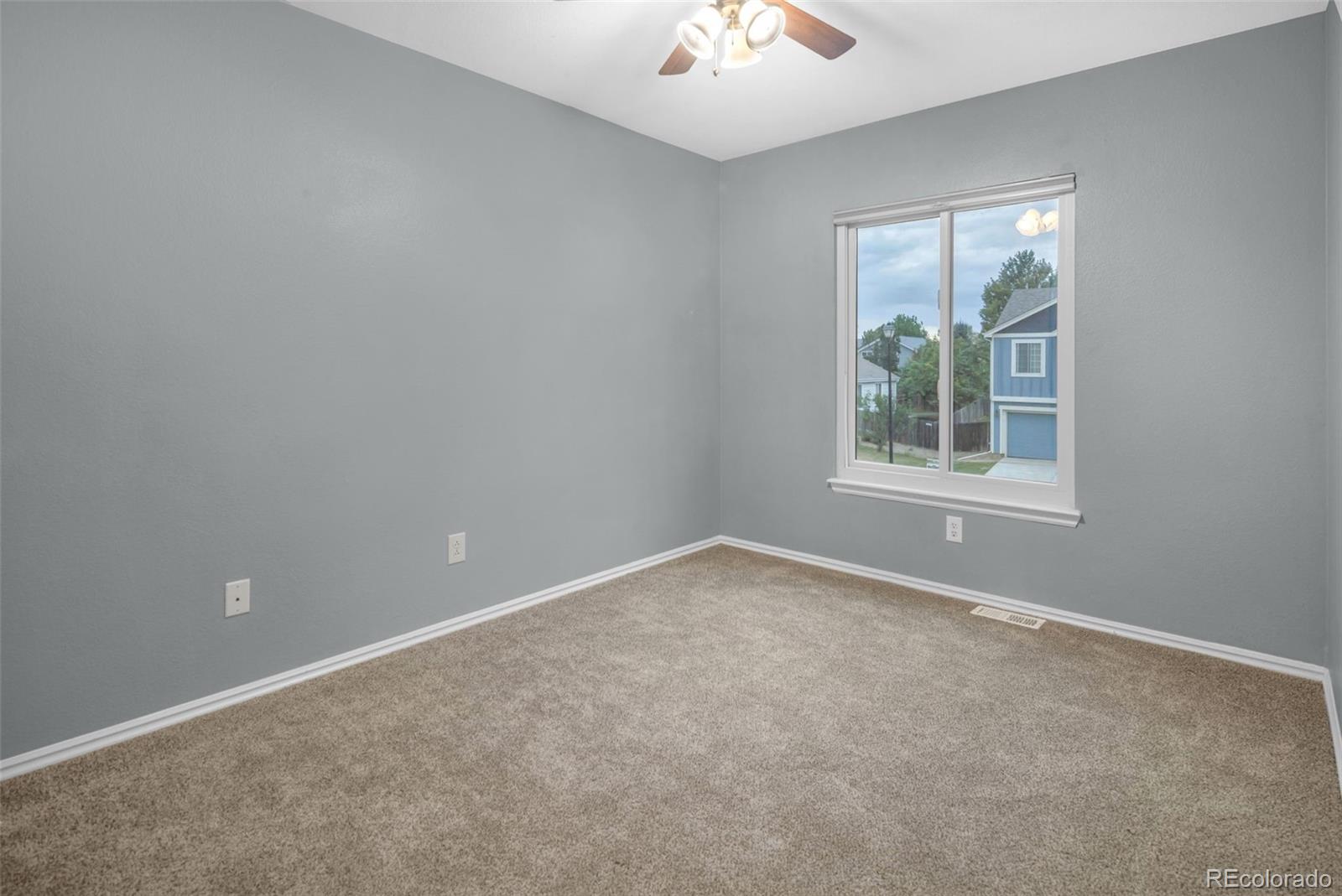 5122 S Nepal Way