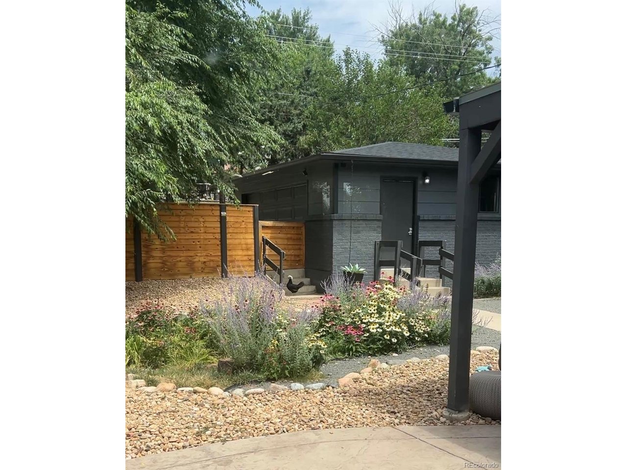 325 W Midway Blvd