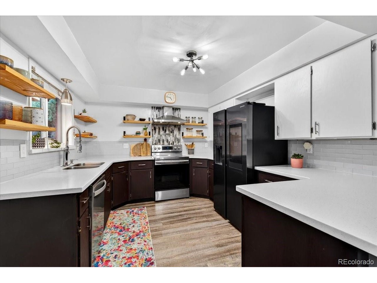 325 W Midway Blvd