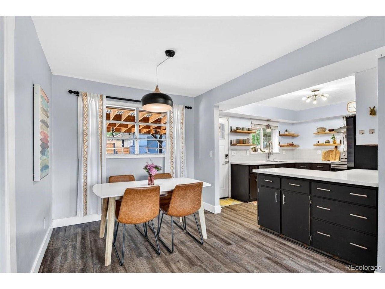 325 W Midway Blvd