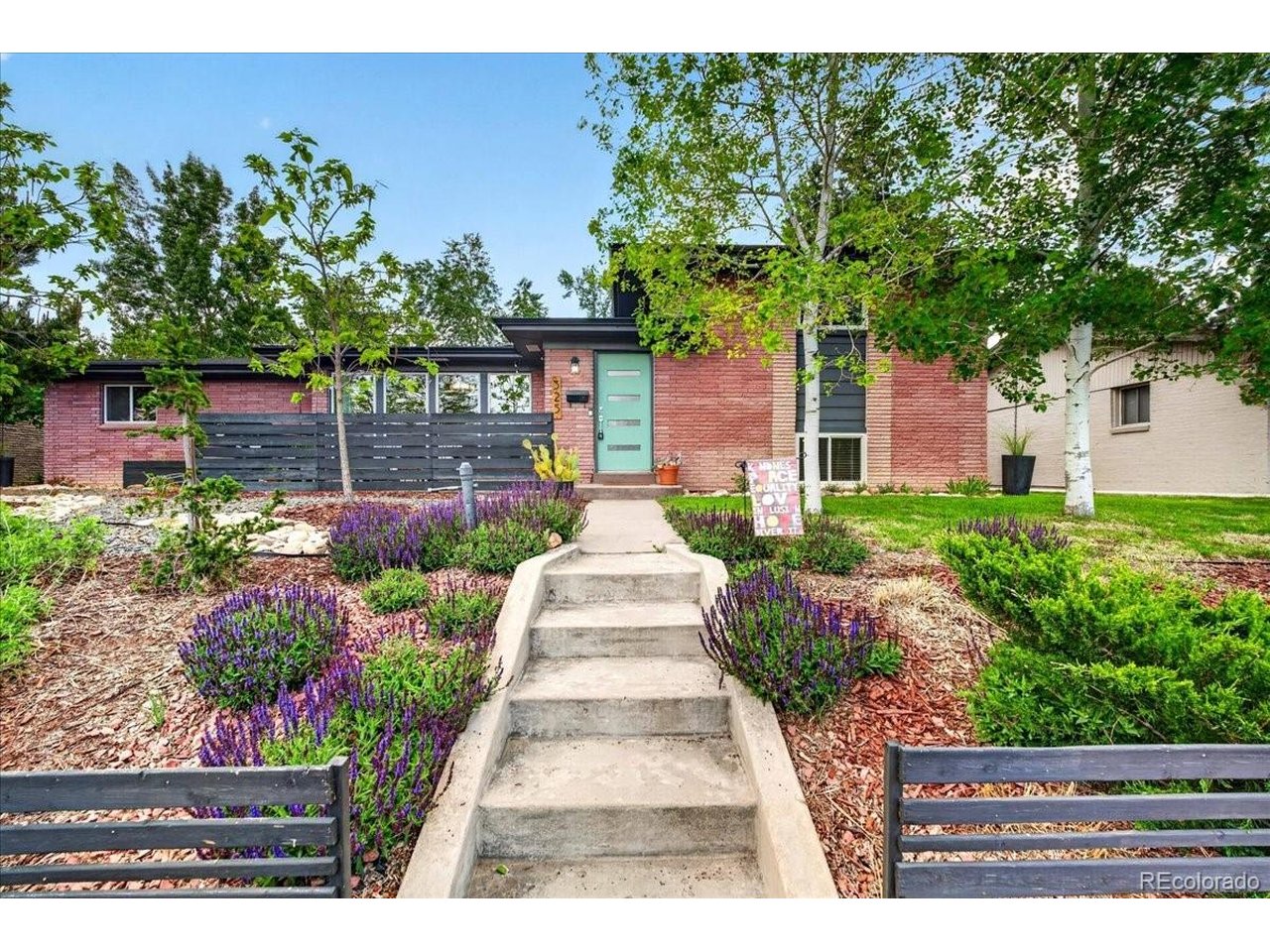 325 W Midway Blvd