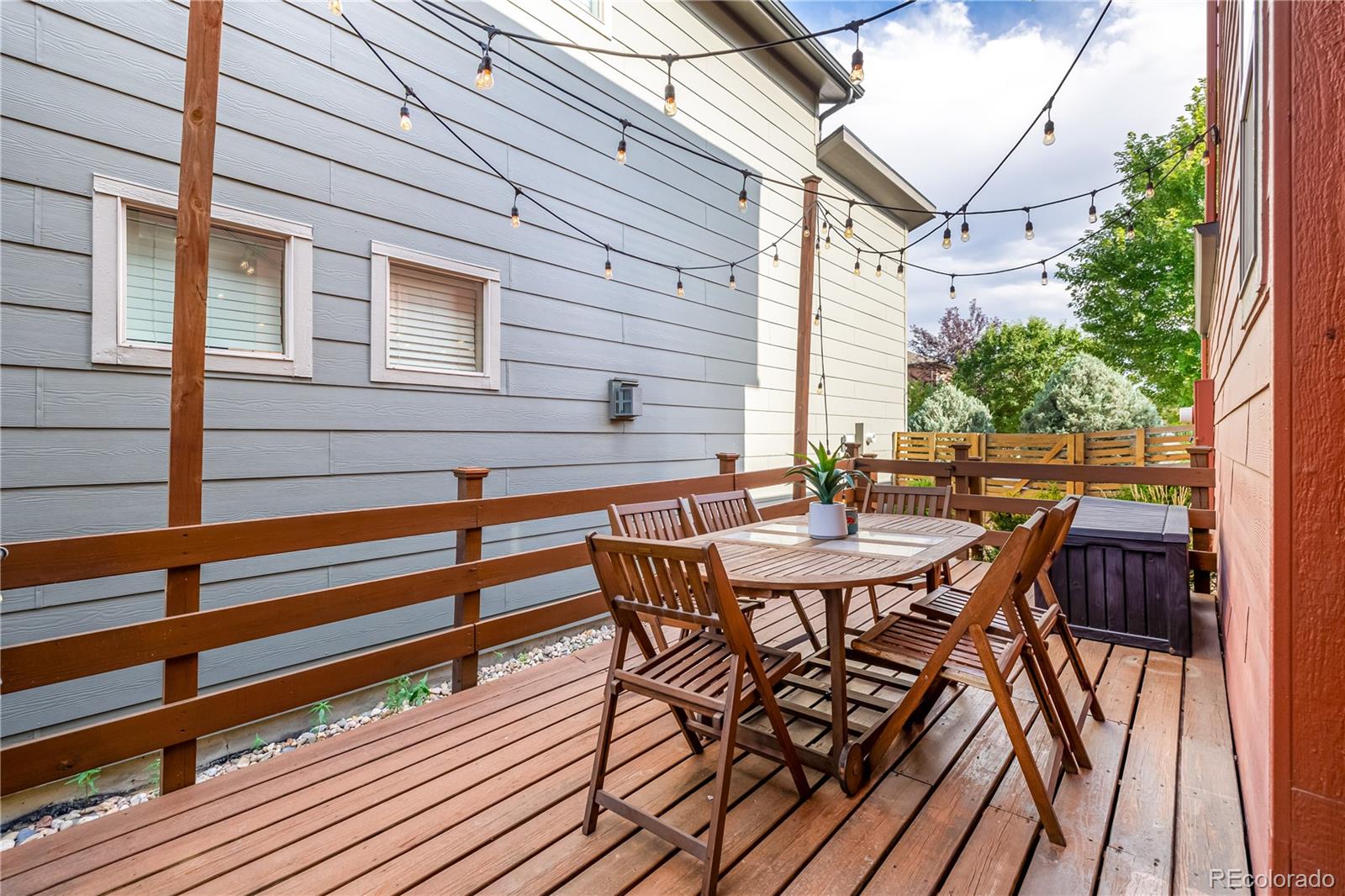 1764 W 67th Place