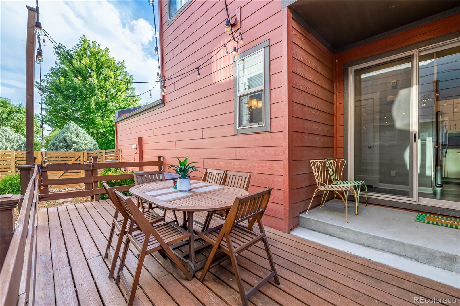 1764 W 67th Place