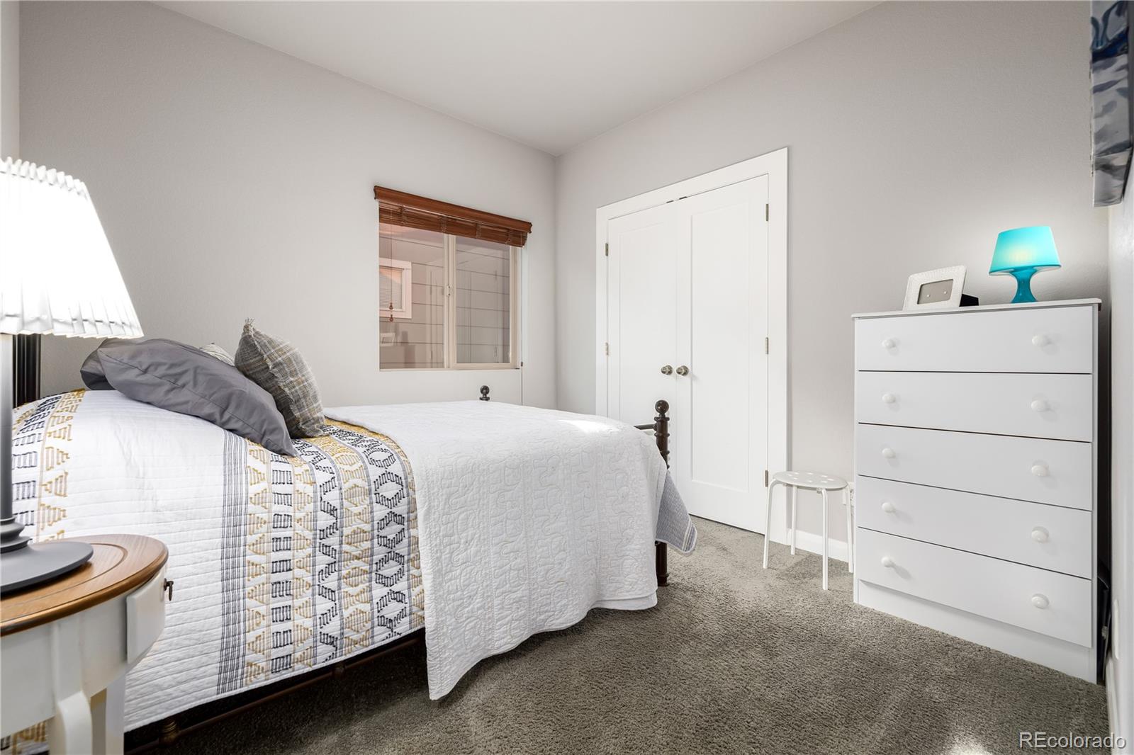 1764 W 67th Place