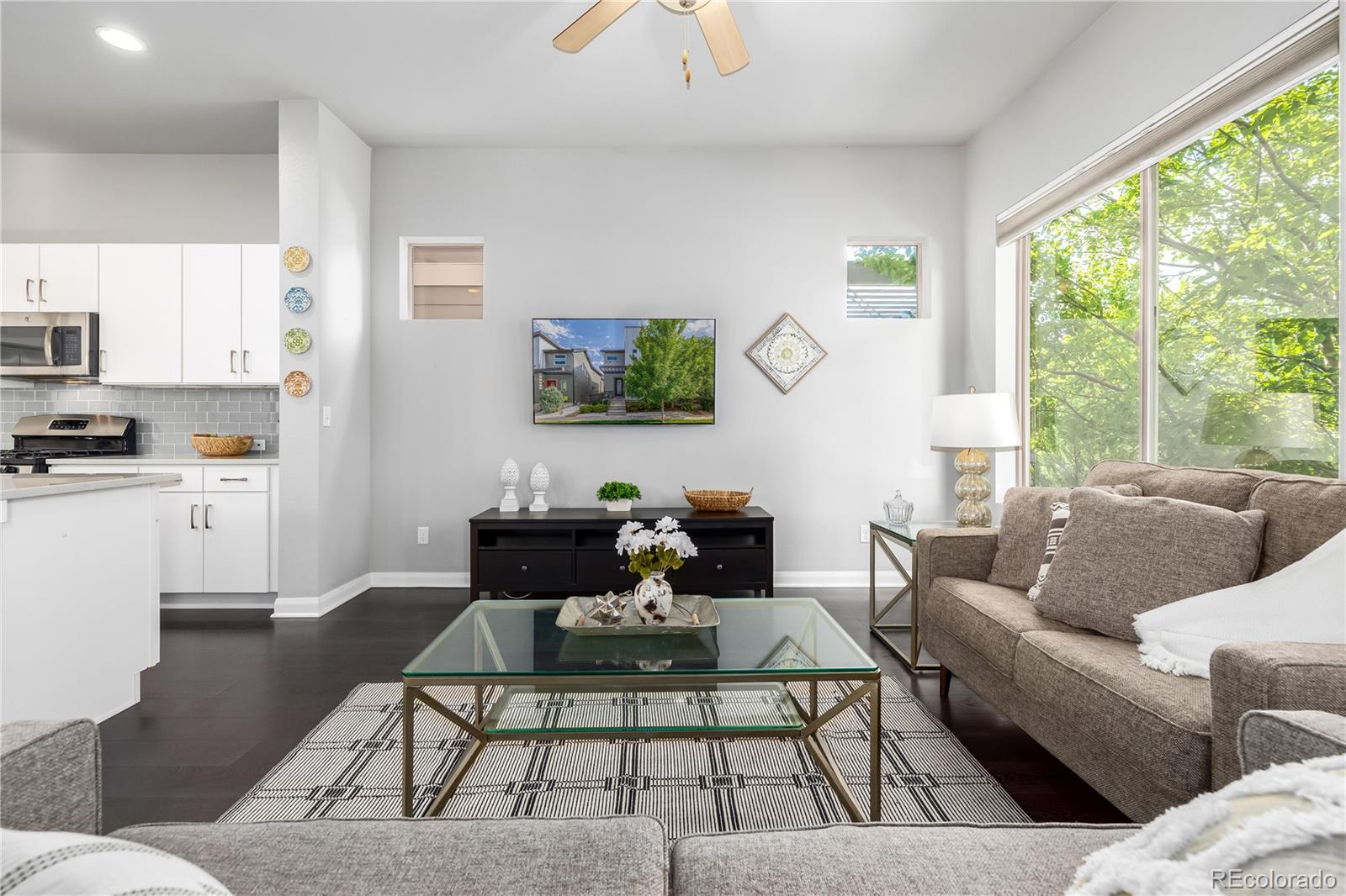 1764 W 67th Place