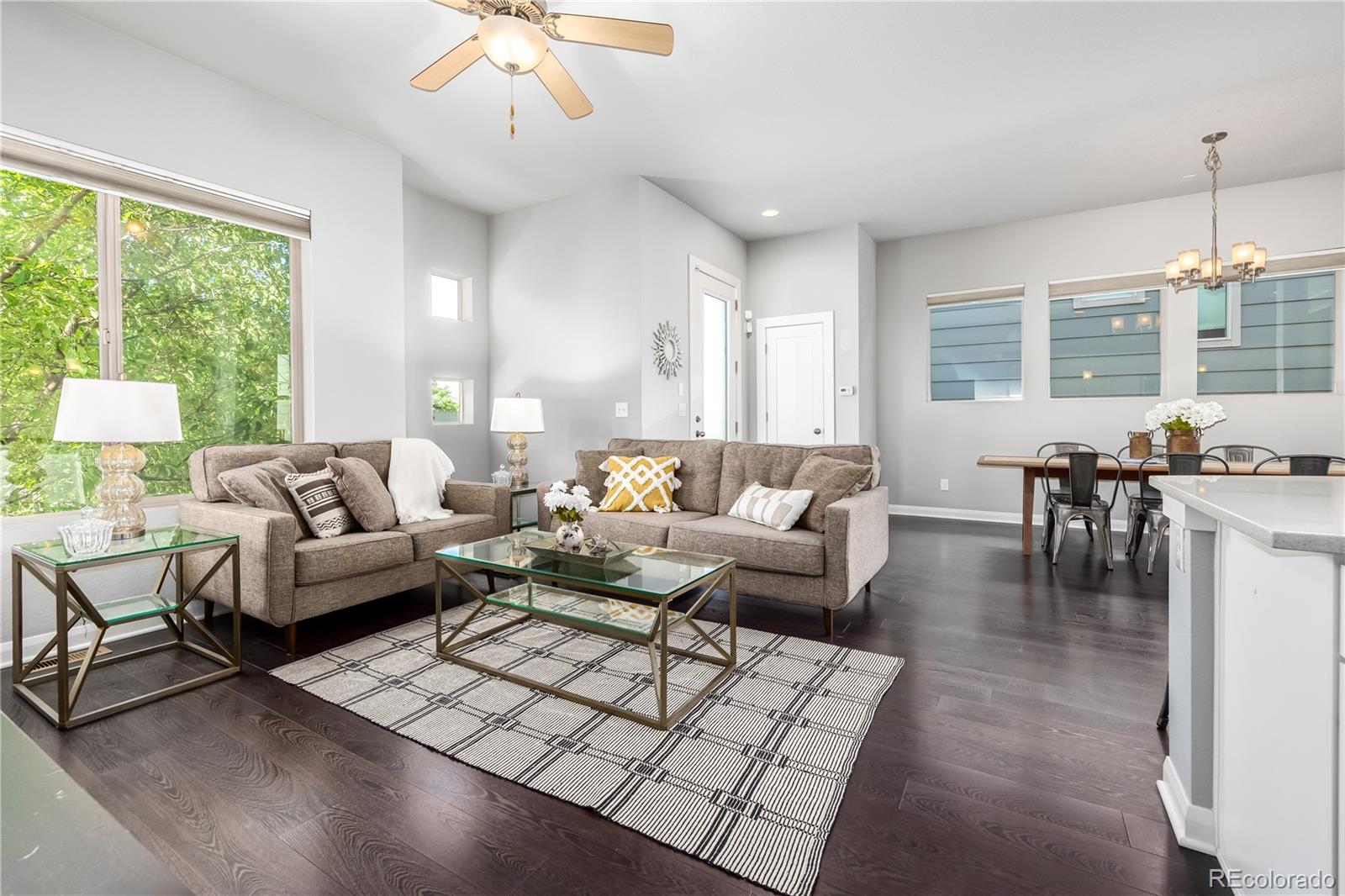 1764 W 67th Place