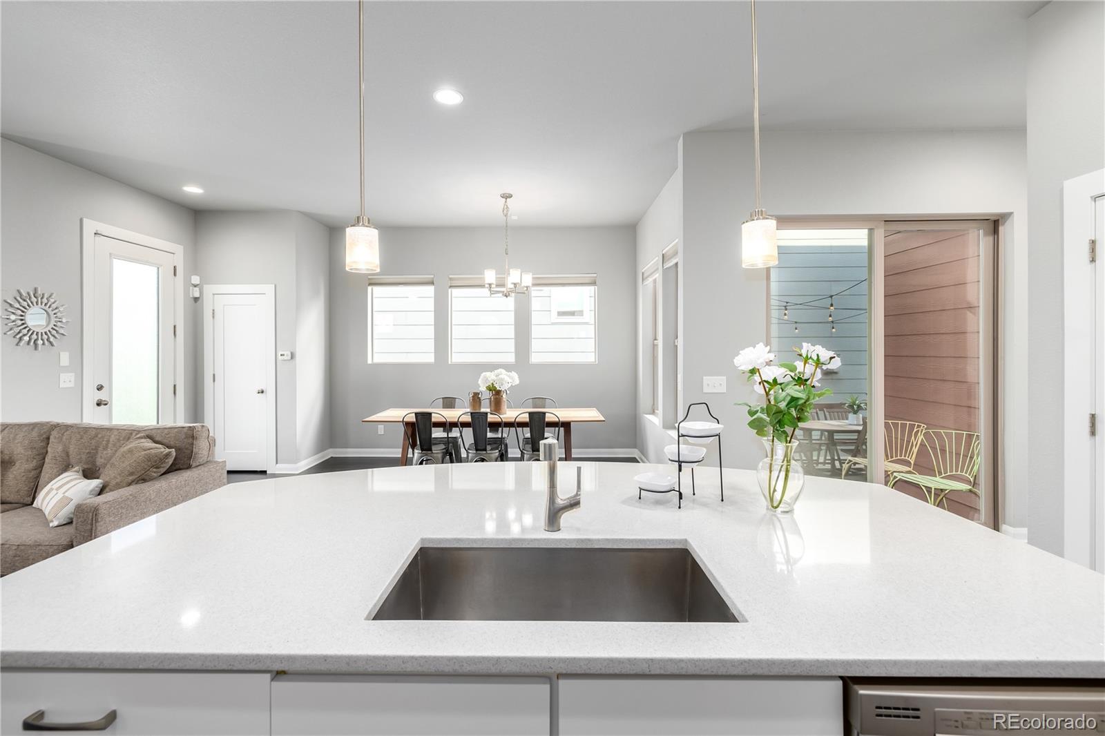 1764 W 67th Place