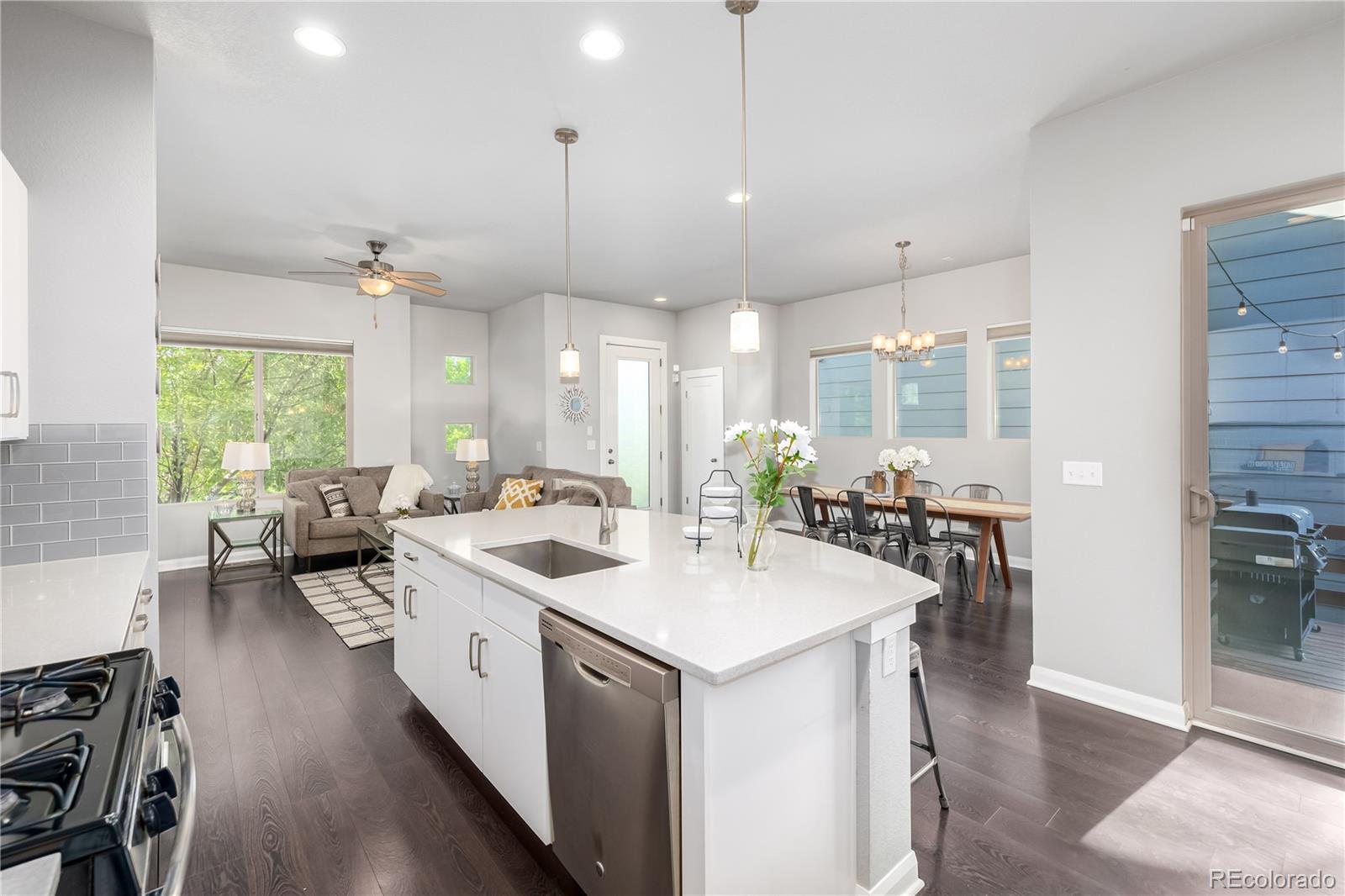 1764 W 67th Place