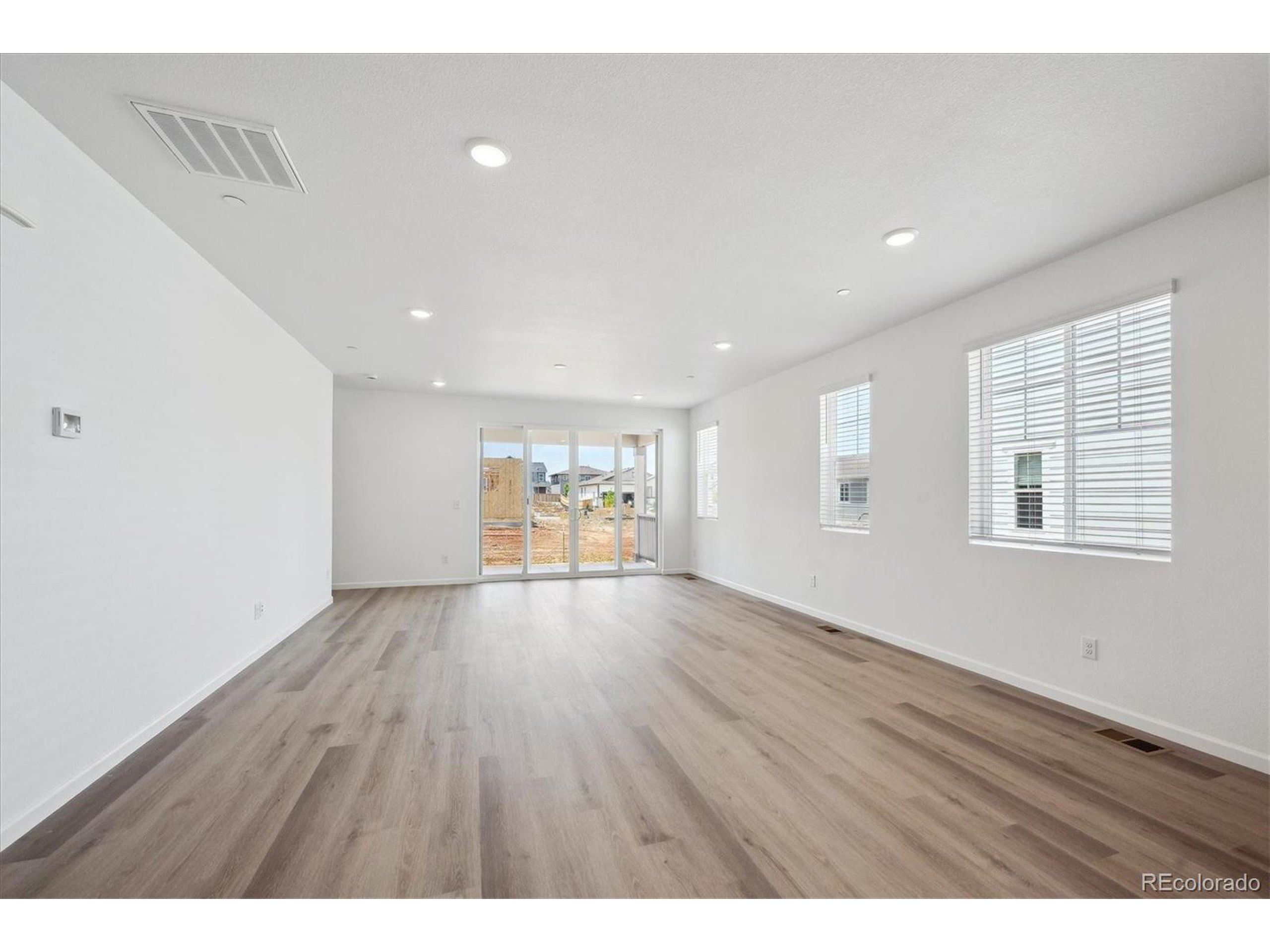 2668 Simpson Ln