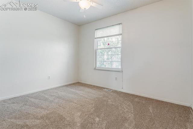 7643 Stampede Drive
