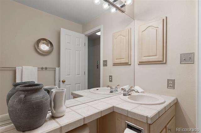5649 W 109th Circle
